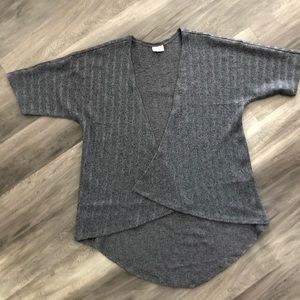 LuLaRoe Gray Sweater Lindsay - NWT